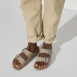 Brand new 🔥 Birkenstock Arizona Microfibre Desert Dust Gray Taupe 🧨 -men-sandals Shop 1023036 f closeup m